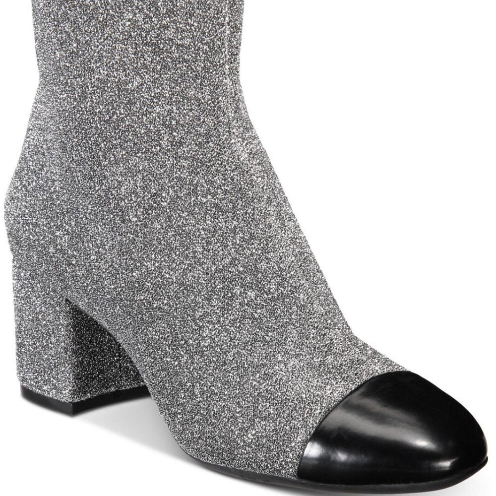 STARKLY BOOTIES